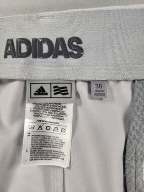 ADIDAS, Men's 2019 Golf Shorts Stretch Flat Front Gray Size 38